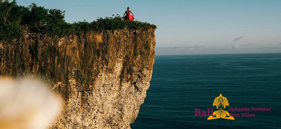 karang-boma-cliff