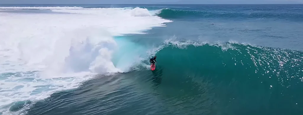 Lombok-surf-desert-point-1600-webp-Tiny-1024×391